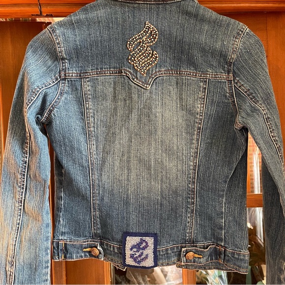 VINTAGE Rocawear Denim Jacket With Custom Beadwork - Picture 6 of 13